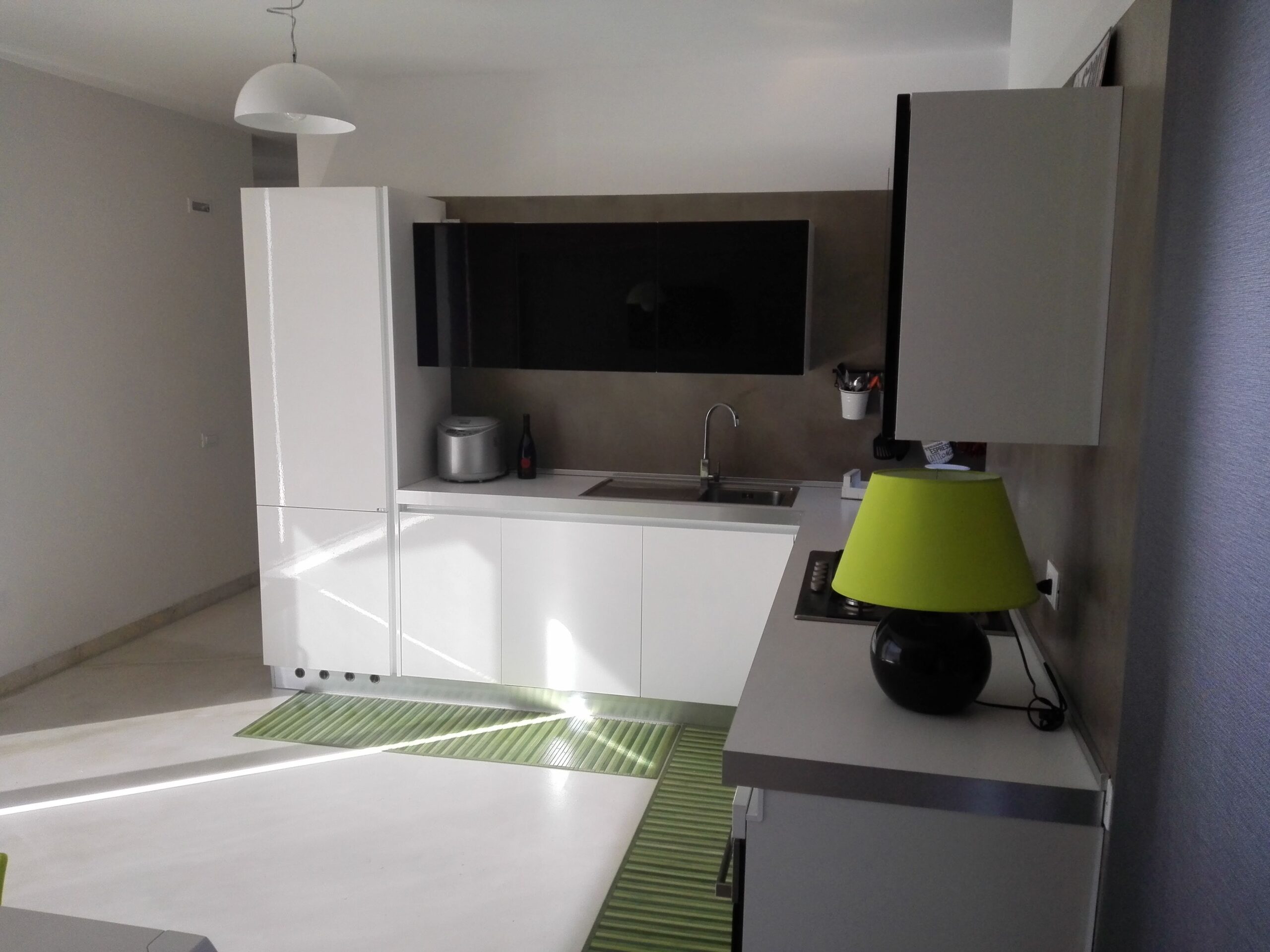pavimentazione resina cucina