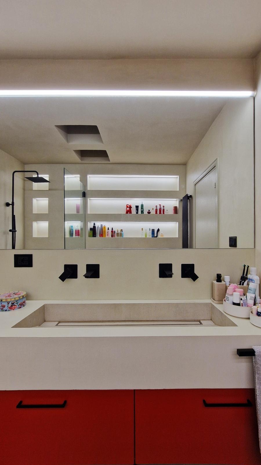 Rivestimento bagno in resina
